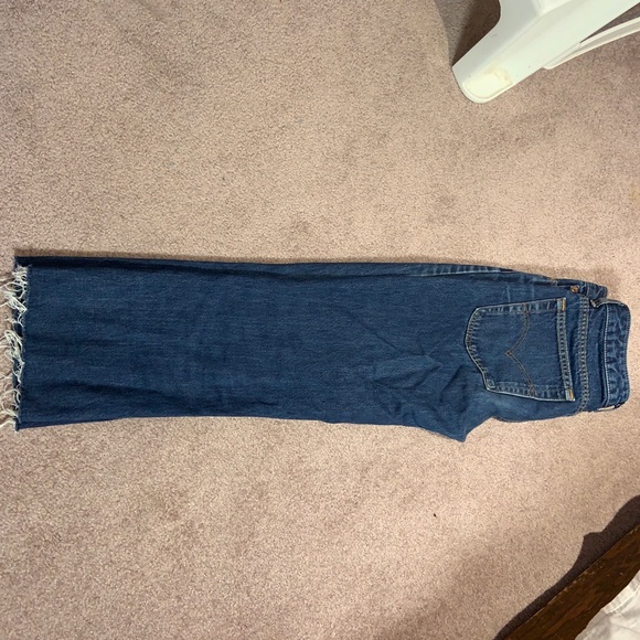 Levi’s wide leg cut off jean -medium - Picture 6 of 6